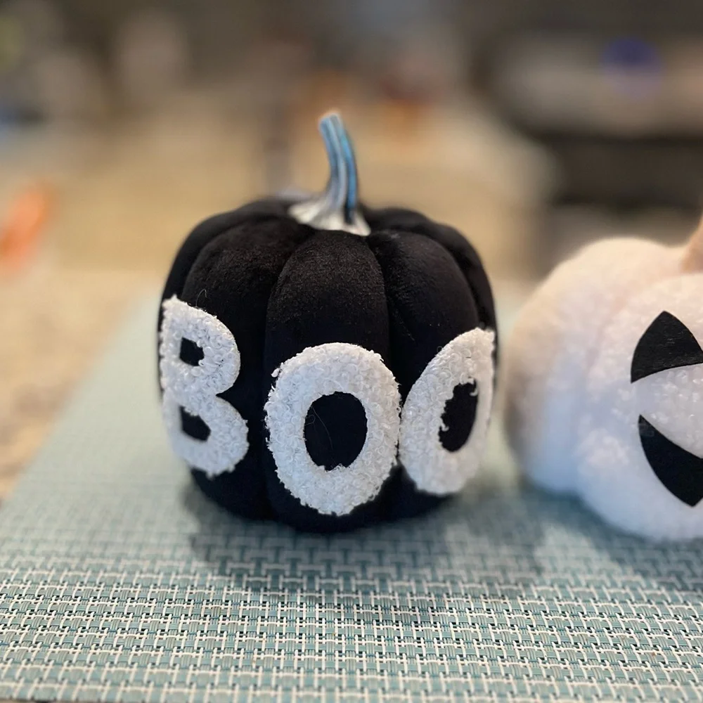 Target Bullseye Halloween 2024 Pumpkins Set of 3 Brand New🎃
